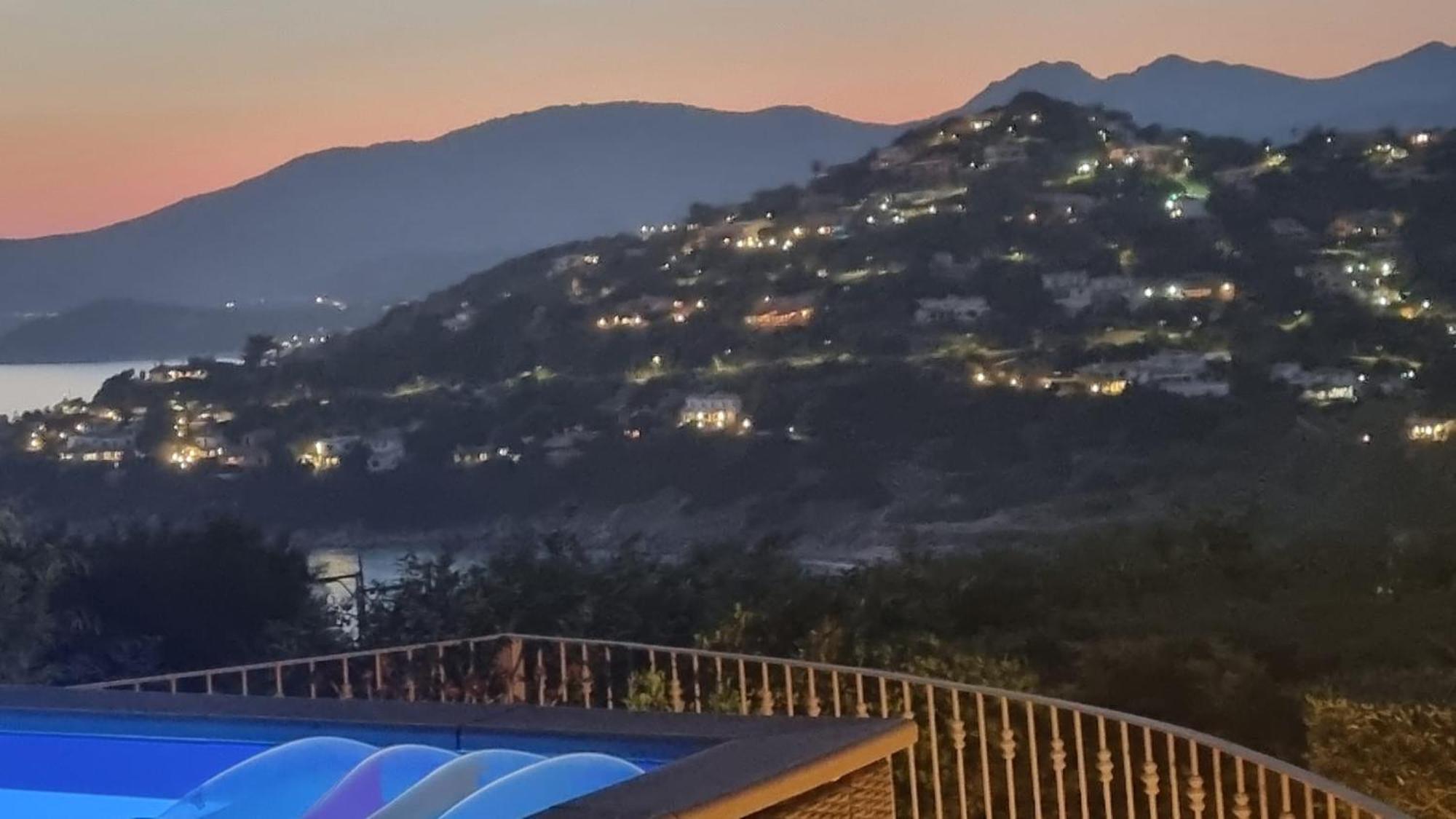 Villetta With Heated Pool And Panoramic View Torre delle Stelle Exterior foto